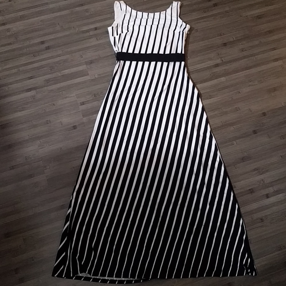 NWT Ann Taylor striped Maxi dress 00